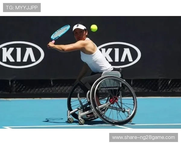 网球赛季新动态：顶尖选手激战四大满贯赛事精彩回顾